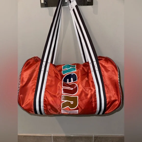 Henri Bendel Colorblock Logo Nylon Barrel Duffel – NWOT! 🧡 Collector item! - Picture 5 of 13